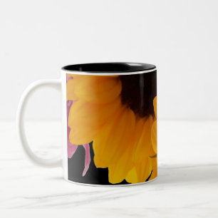 Caneca De Café Em Dois Tons Dois girassóis amarelos