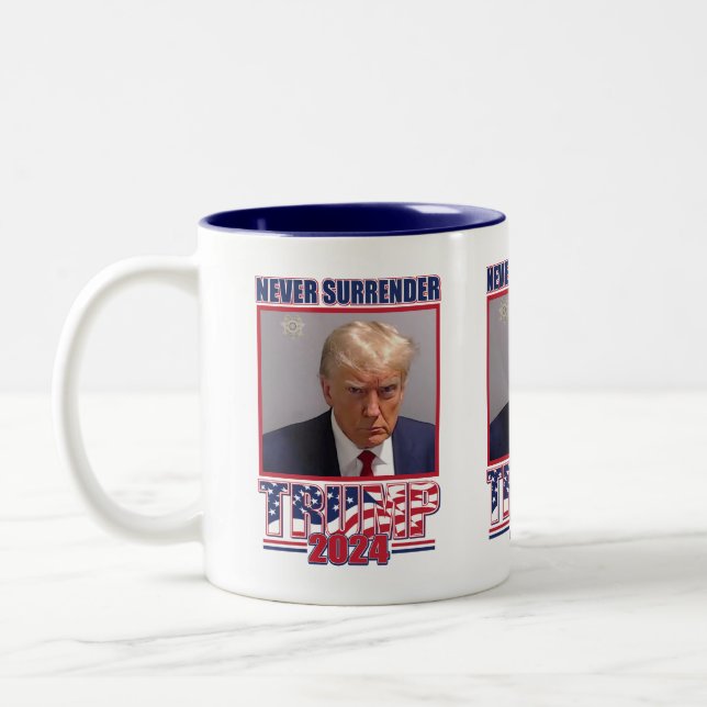 Caneca De Café Em Dois Tons Donald Trump 2024 (Esquerda)