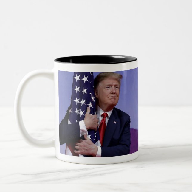 Caneca De Café Em Dois Tons Donald Trump e a bandeira (Esquerda)