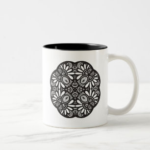 Caneca De Café Em Dois Tons Doodle bonito do quadrado preto de Deco
