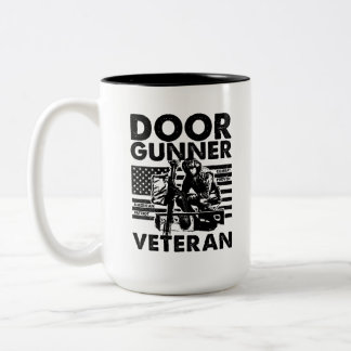 Caneca De Café Em Dois Tons Door Gunner Vietnam: Guardians of the Skies