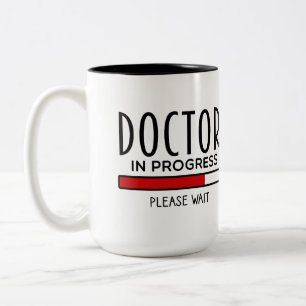 Caneca De Café Em Dois Tons Doutor Engraçado Em Formação Por Favor Aguarde Fac