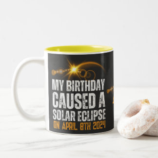 Caneca De Café Em Dois Tons eclipse solar total, data de aniversário divertida