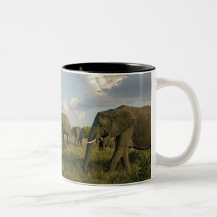 Caneca De Café Em Dois Tons Elefantes africanos pastando, Loxodonta africana,