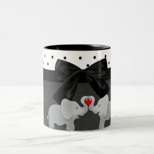 Caneca De Café Em Dois Tons Elefantes Fofos Adoráveis, Bolinhas, Laço Preto