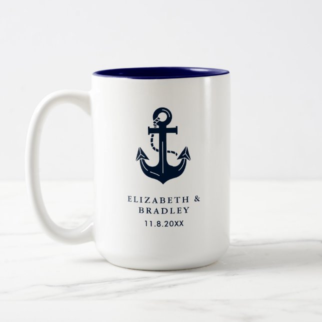 Caneca De Café Em Dois Tons Elegante Celebração de Casamento Marítimo Monogram (Esquerda)