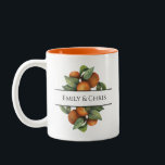 Caneca De Café Em Dois Tons Elegante Citrus Botânica Greenery<br><div class="desc">Bonito, elegante, moderno e boêmico casamento personalizado e personalizado Mug de Café Dois Toneladas para sua ocasião especial! O design corresponde ao resto da Coleção de Folhagem de Folha de Folha Laranja. A fruta laranja com cor d'água com folhas escura e verde-claro, folhas com folhagem do lado da borda, enquadra...</div>