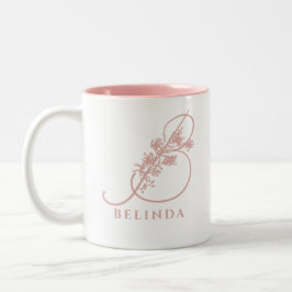 Caneca De Café Em Dois Tons Elegante Monograma Floral em Script Rosa Noivado