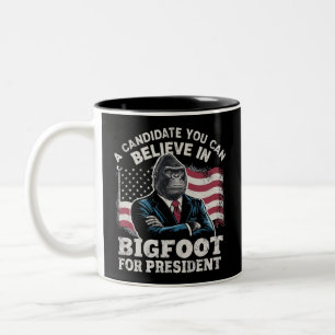 Caneca De Café Em Dois Tons Eleição 2024 Voto Engraçado Sasquatch EUA
