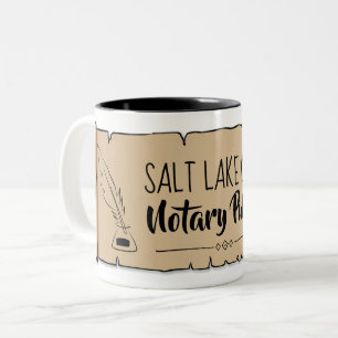 Caneca De Café Em Dois Tons Enchimento de penas de rolagem pública notária em