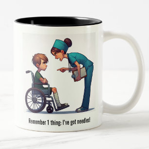 Caneca De Café Em Dois Tons Enfermeiro vs Descolamento de Brat