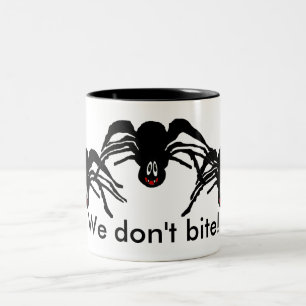 Caneca De Café Em Dois Tons Engraçado Cartoon Aranha Negra Viúva Negra do Dia