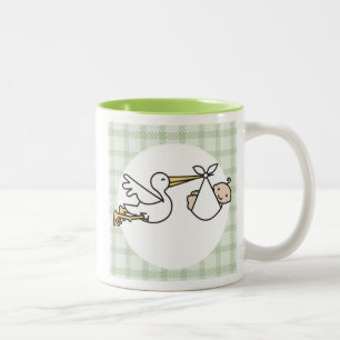 Caneca De Café Em Dois Tons Entrega de bebê da cegonha