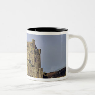 Caneca De Café Em Dois Tons Escócia, Highland, Wester Ross, Eilean Donan