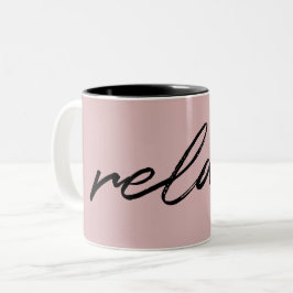 Caneca De Café Em Dois Tons Escrita Mínima Cor-de-Rosa Esbranquiçada "relaxe" 