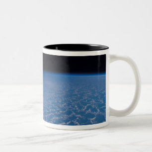 Caneca De Café Em Dois Tons Esforço 24 do vaivém espacial