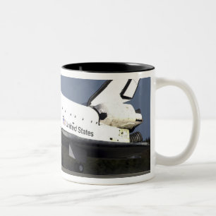 Caneca De Café Em Dois Tons Esforço 27 do vaivém espacial