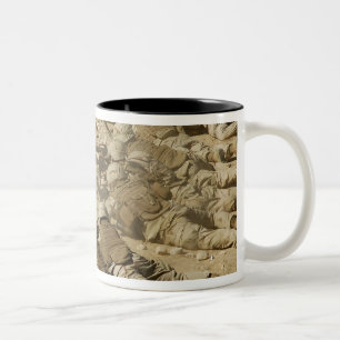 Caneca De Café Em Dois Tons Espingardas M-4 e M-16A2 do Marinho norte-american