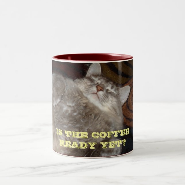 CANECA DE CAFÉ EM DOIS TONS ESTÁ O CAFÉ PRONTO AINDA? (Centro)