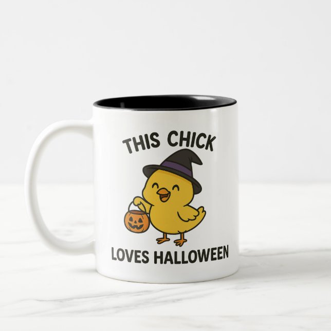 Caneca De Café Em Dois Tons Este Pintinho ama o Halloween (Esquerda)
