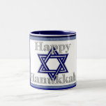 Caneca De Café Em Dois Tons Estrela Feliz de Hanukkah de David Café/Tea Mug<br><div class="desc">Encha isto com pequenos doces e dê como presente de Hanukkah... .</div>