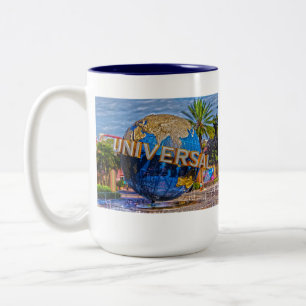 Caneca De Café Em Dois Tons Estúdios universais