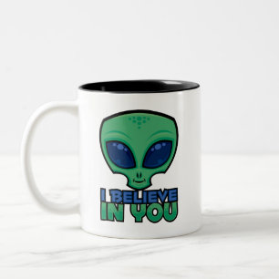 Caneca De Café Em Dois Tons Eu Acredito Em Você Amigável Alien Desenho Animado