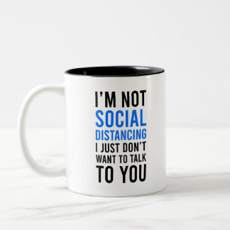 Caneca De Café Em Dois Tons Eu não sou a Distância Social