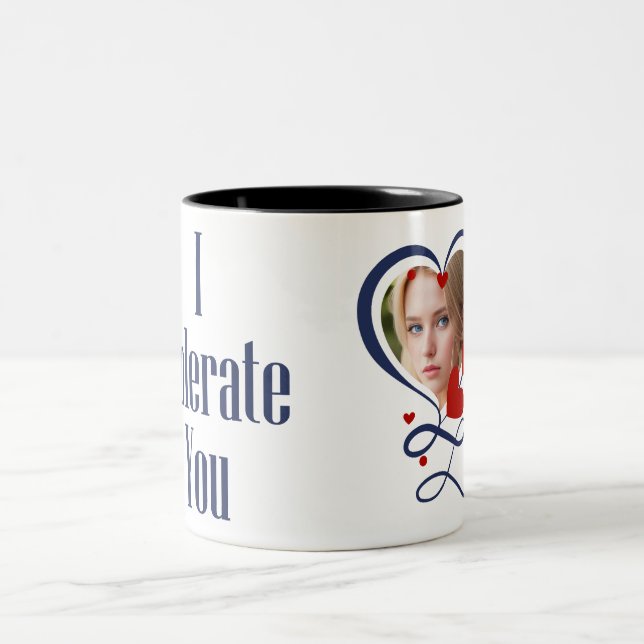 Caneca De Café Em Dois Tons Eu tolero você (Centro)
