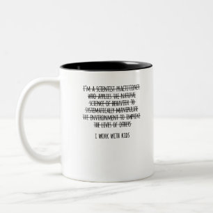 Caneca De Café Em Dois Tons Eu Trabalho Com Crianças