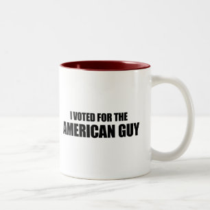Caneca De Café Em Dois Tons Eu votei para a cara americana