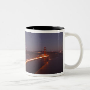 Caneca De Café Em Dois Tons EUA, Califórnia, Marin. Nascer da lua sobre o