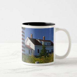 Caneca De Café Em Dois Tons EUA, Maine, Lubec. Farol West Quoddy Head