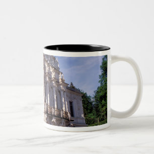 Caneca De Café Em Dois Tons Europa, Alemanha, Baviera, Linderhof. Linderhof