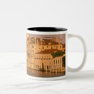 Caneca De Café Em Dois Tons Europa, Itália, Veneto, Veneza. Vista do pôr do so