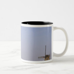 Caneca De Café Em Dois Tons Europa, Países Baixos, Zuid Holland, Kinderdijk.