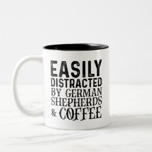 Caneca De Café Em Dois Tons Fácil Distração Por German shepherd E Café