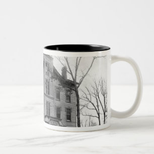 Caneca De Café Em Dois Tons Faculdade velha, Evanston, construído em 1855