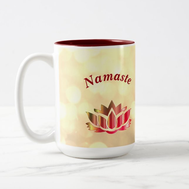 Caneca De Café Em Dois Tons Faísca vermelha e Dourada Namaste Lotus Flower (Esquerda)