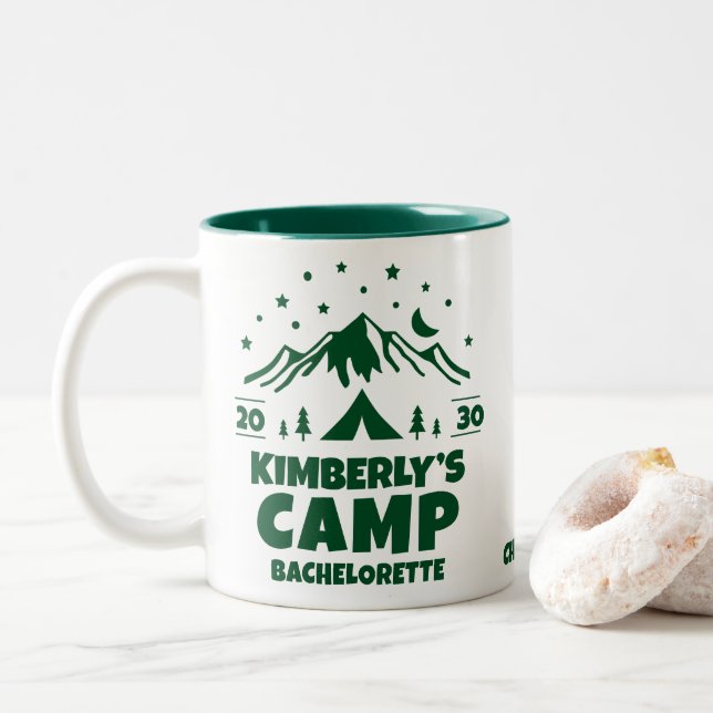 Caneca De Café Em Dois Tons Festa de Despedida de Solteira com Acampamento Ver (Com Donut)