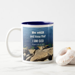 Caneca De Café Em Dois Tons Fique Parado e Saiba que Eu Sou Deus Foto do Ocean