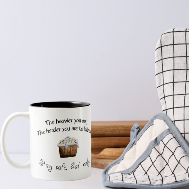 Caneca De Café Em Dois Tons Fique seguro, coma bolo (Criador carregado)