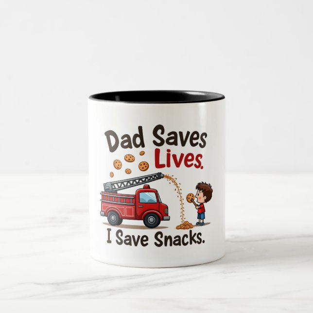 Caneca De Café Em Dois Tons Firefighter "Dad Saves Lives. I Save Snacks." Two- (Centro)
