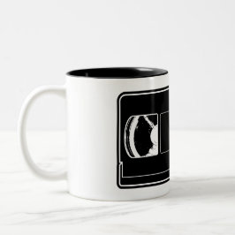 Caneca De Café Em Dois Tons Fita de Vídeo Distressed Vintage Seja Gentil Rebob