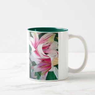 Caneca De Café Em Dois Tons Flor de lágrimas de cor branca e rosa