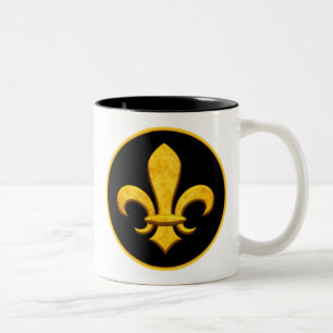Caneca De Café Em Dois Tons Flor de lis Dourado de pedra do falso