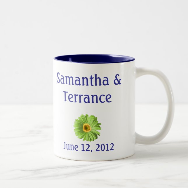 Caneca De Café Em Dois Tons Flor de margarida verde personalizável (Direita)