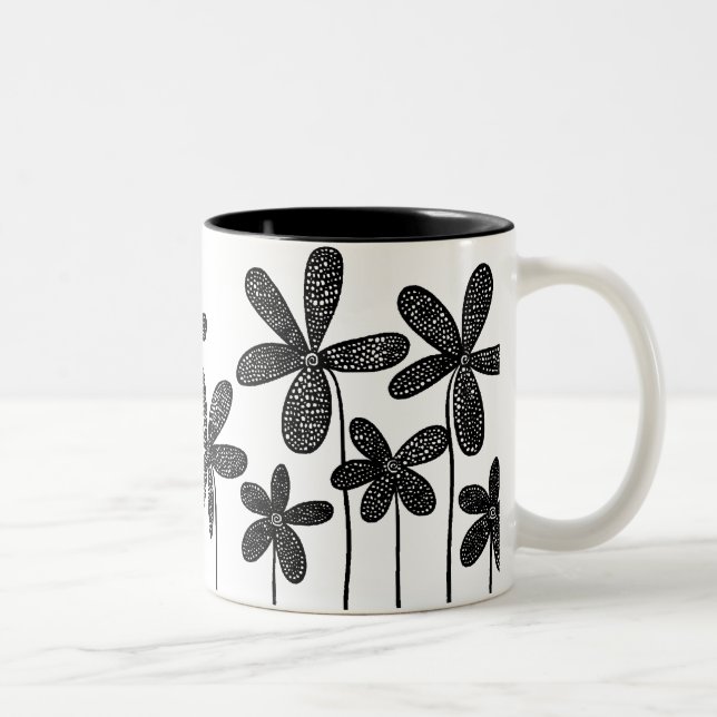 Caneca De Café Em Dois Tons Flores Bonitas - Preto e Branco (Direita)