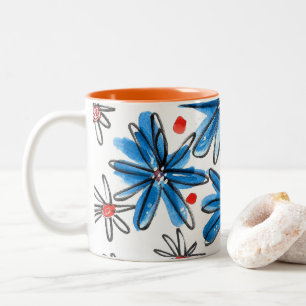 Caneca De Café Em Dois Tons Flores brancas e azuis