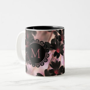 Caneca De Café Em Dois Tons Flores de Lilás Preto Elegantes Monograma